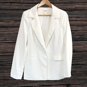 Andree White Textured Blazer Classic Silhouette